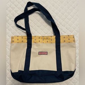 Vineyard vines tote